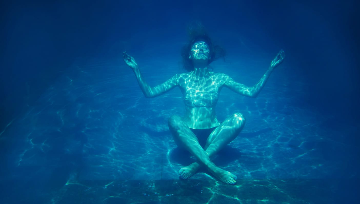 MAXIMUM YOGA POSTURES PERFORMED WHILE FLOATING IN WATER BY AN INDIVIDUAL (AQUA  YOGA) - Pankaj Jain