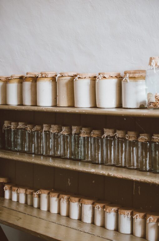 How to Get the Smell Out of Jars for Zero-Waste Reuse